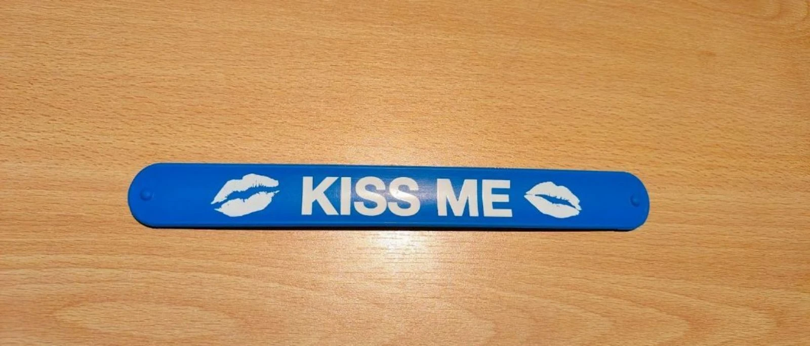 Pulseira Kiss me azul